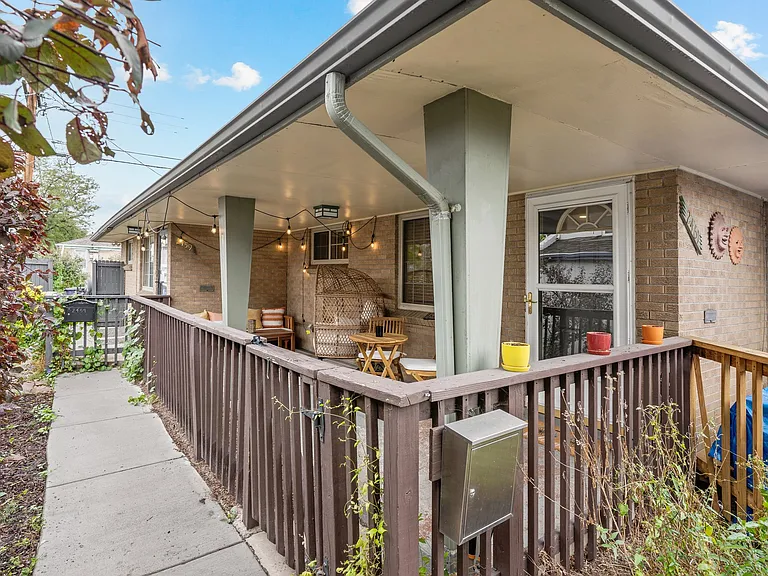 2461 Yates St — Photo 14