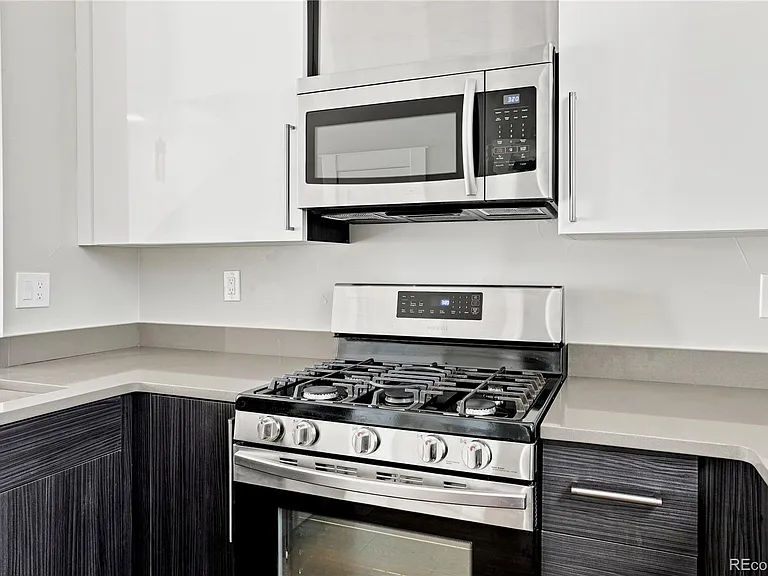 3832 Jason St #5 — Photo 10