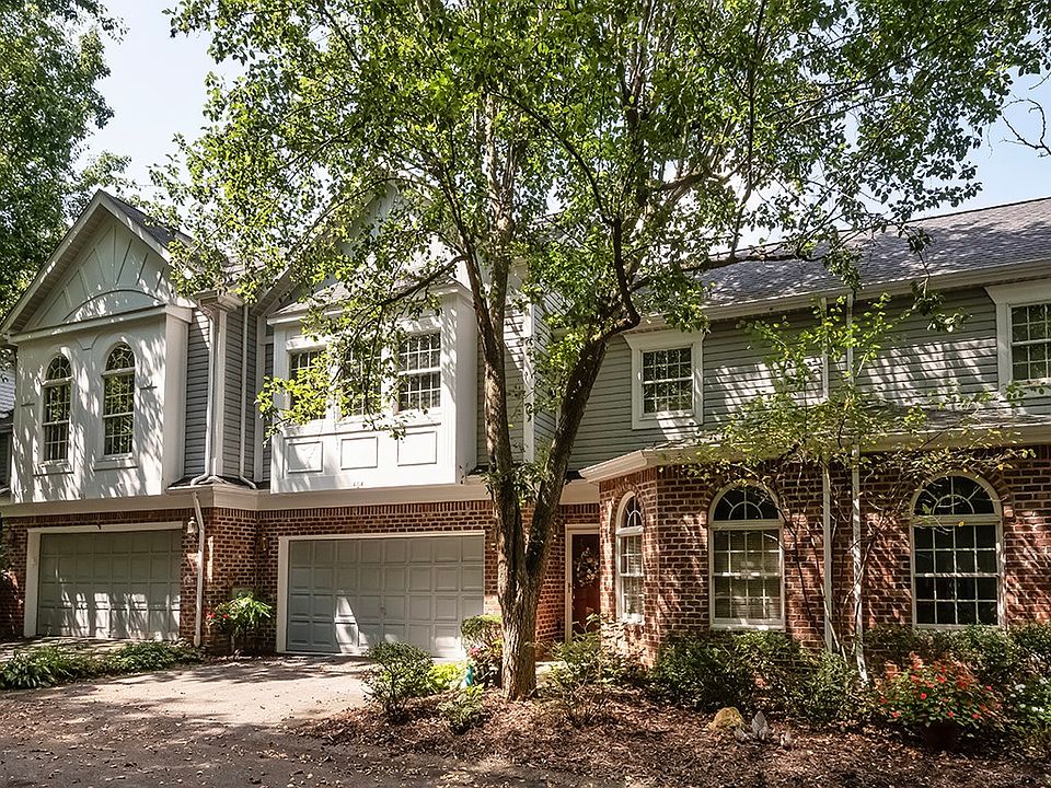 1st image of 404 Waterside Dr