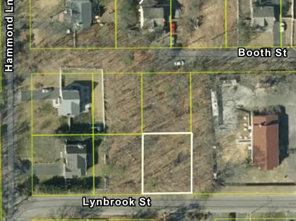 Lynbrook Street, Centereach, NY 11720