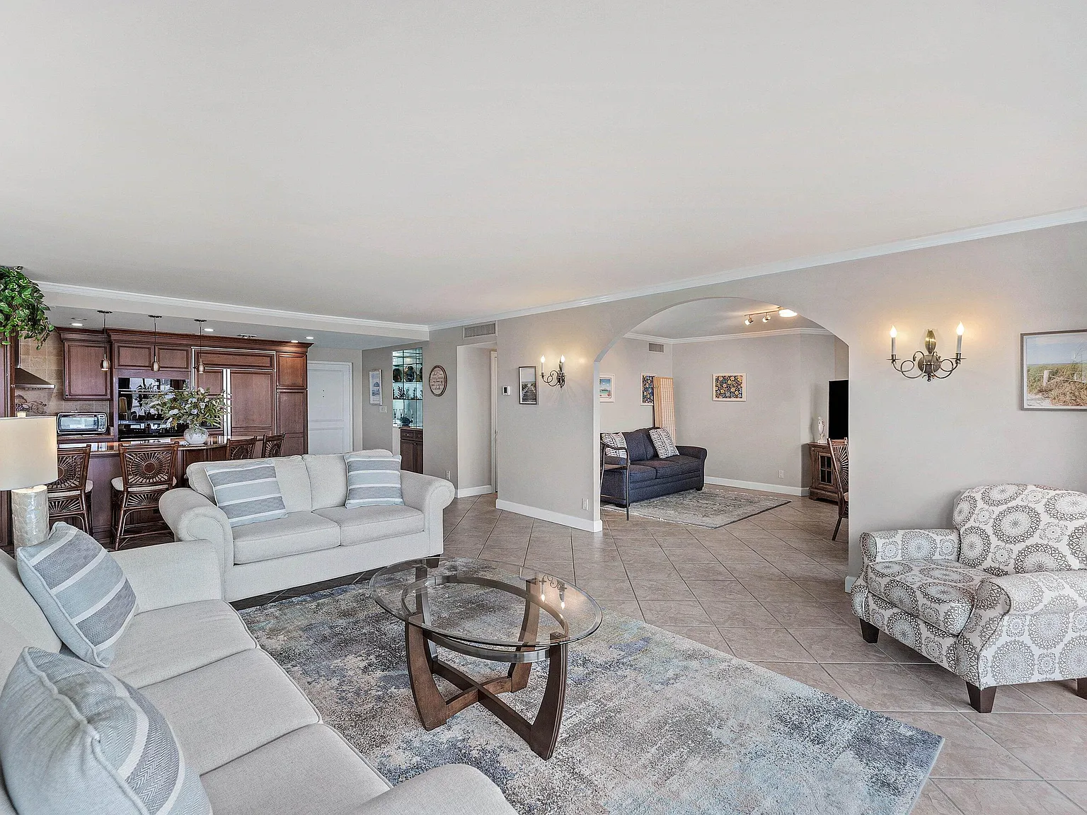 2 bed, 2.0 bath, 1133 sqft, $3,500 — Photo 4