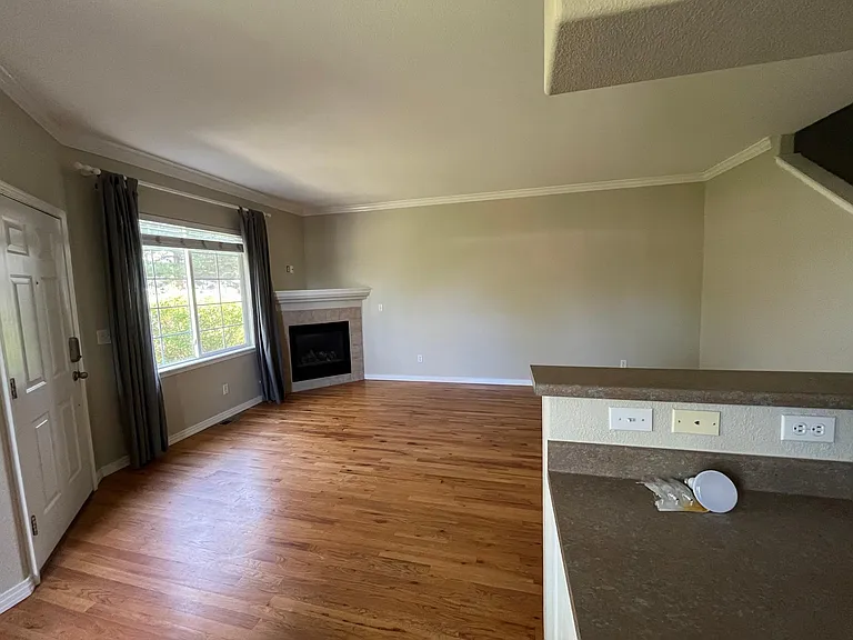 5658 W Center Ave — Photo 9