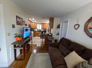 3 8th St APT 1, Cambridge, MA 02141