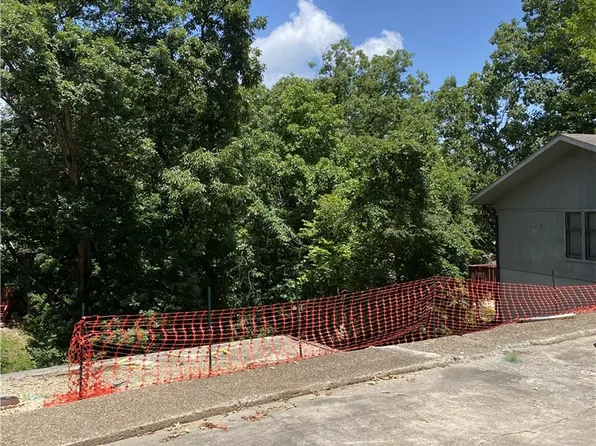 6 & 8 Gail Ln, Bella Vista, AR 72715