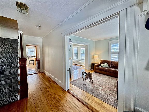 3rd image of 51 Hamilton Ave Unit 51