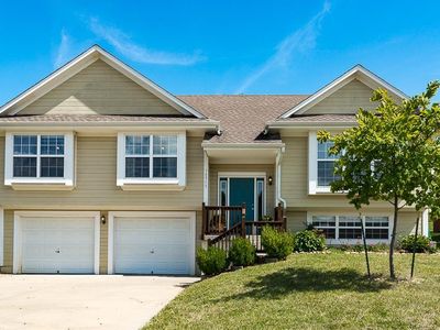 14913 Pine View Dr, Grandview, MO, 64030