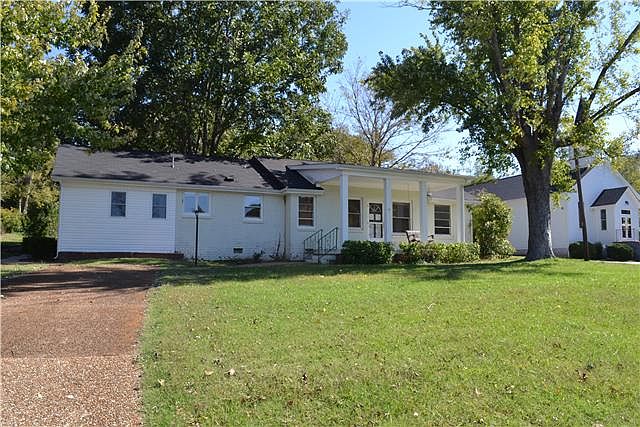 2nd image of 376 N Main St