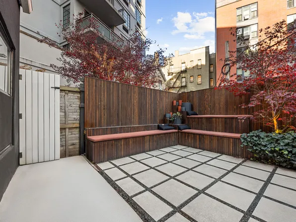 1039 Fulton Street image 11 of 12