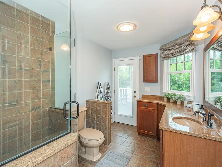 12 Yorke Rd — Photo 12