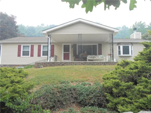 375 Evergreen Dr, Lehighton, PA 18235