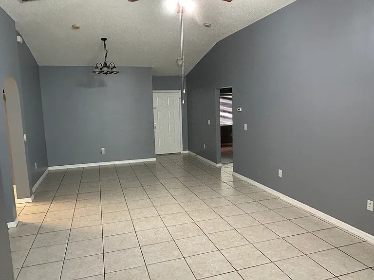 3110 Summer House Dr — Photo 5