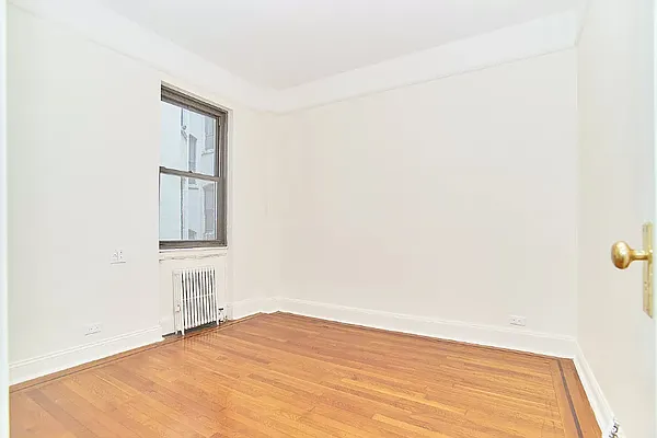 Rented by Living New York | media 12