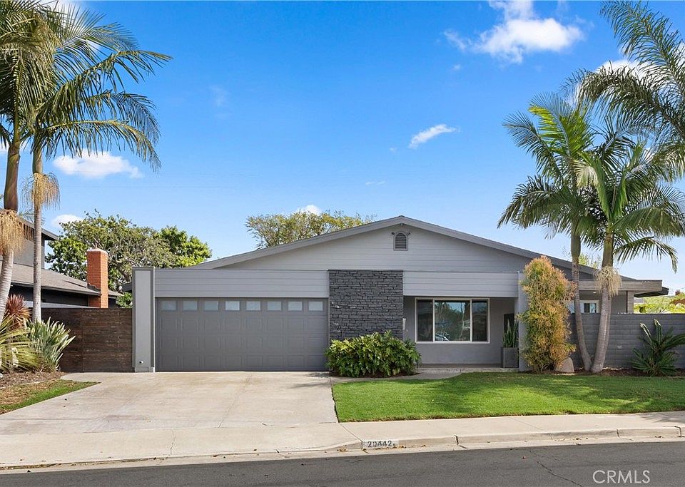 1st image of 20442 Harbor Isle Ln