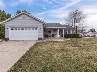4111 Amherst Dr, Champaign, IL