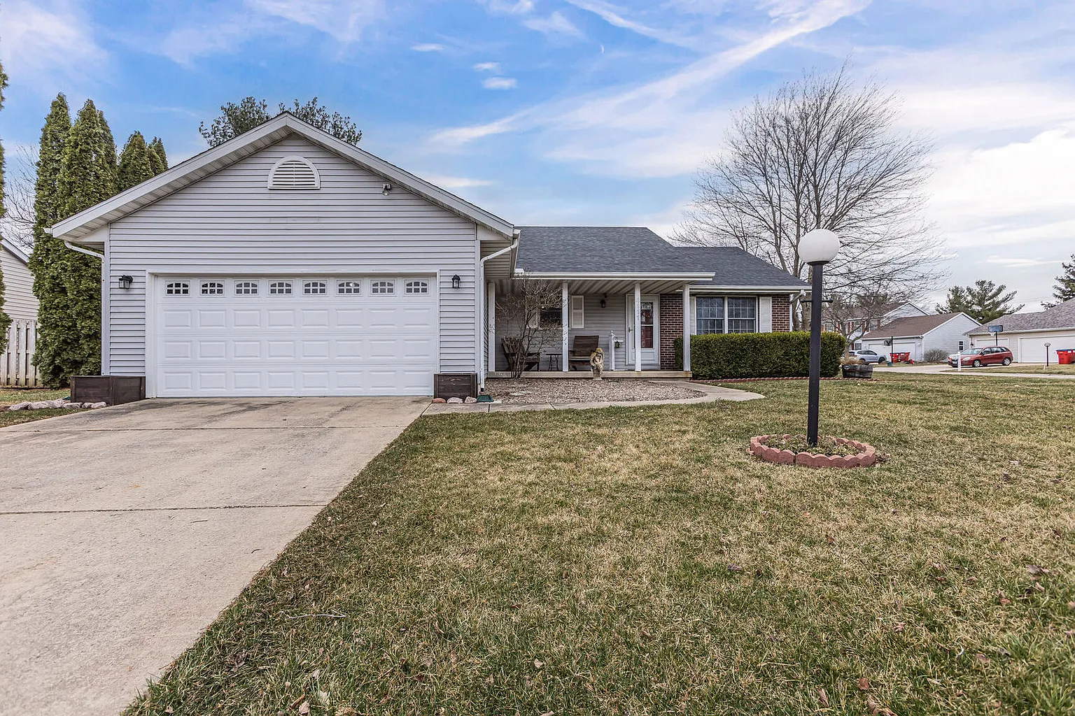 4111 Amherst Dr photo 1