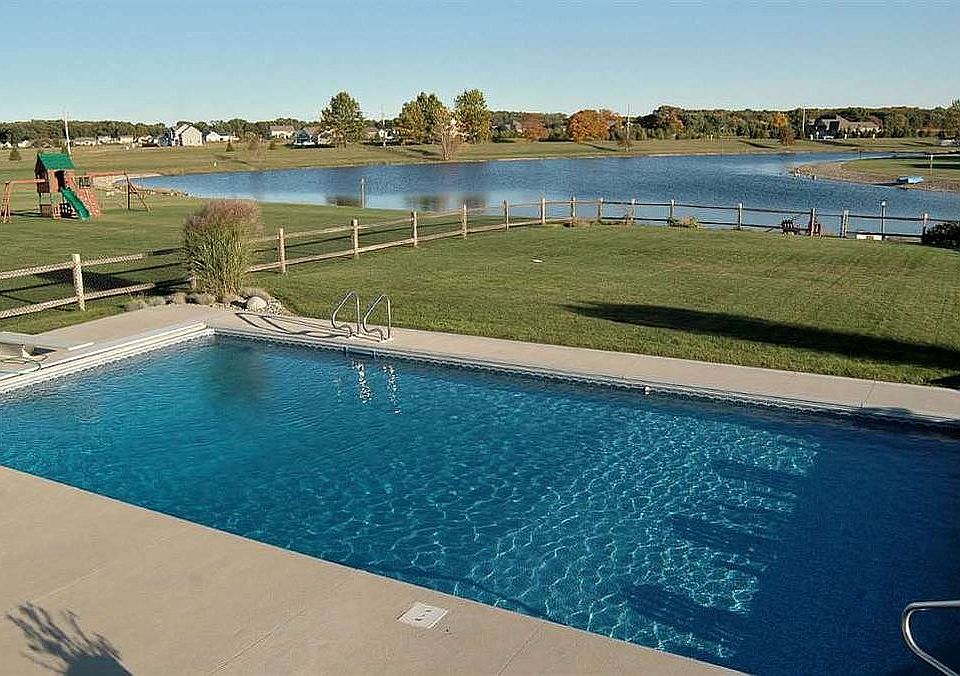 10130 Pemburry Dr, Granger, IN 46530 | Zillow