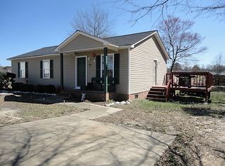 213 Darth Maul Dr, Grover, NC 28073