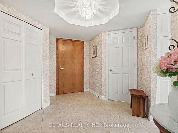 5th image of 61 Robson Ct #1D