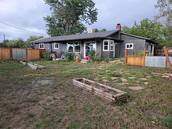 Front yard with fire pit.