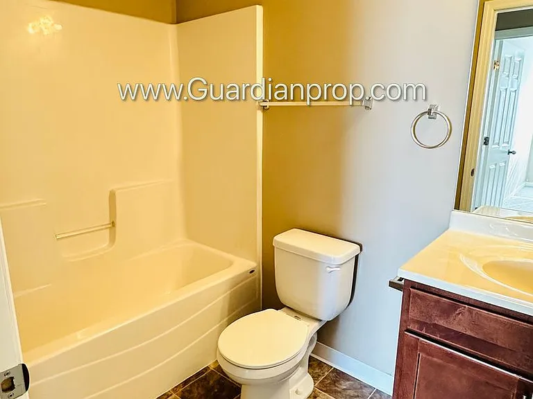 9909 Vera Cruz Ln N — Photo 12