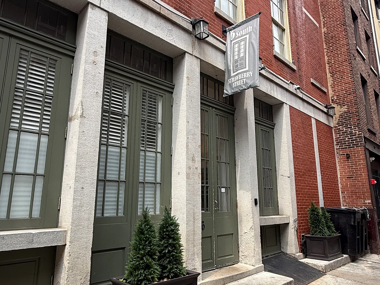 2 bed, 980 sqft, $2,200 — Photo 4