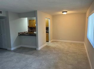 813 Meadows Cir #813, Boynton Beach, FL 33436