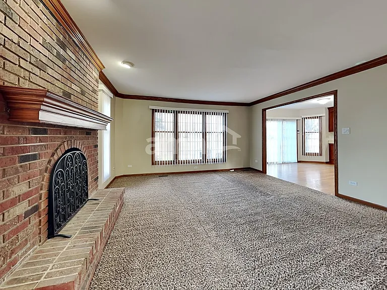 2815 Sharon Dr — Photo 5