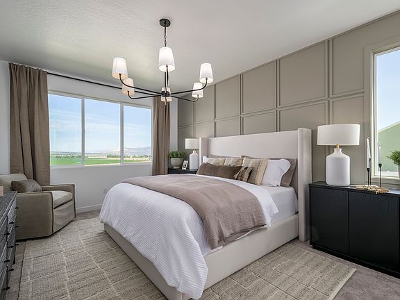 4th image of 2025 E Badger Ave #4204