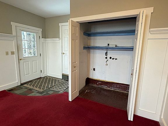 4th image of 675 County Line Rd