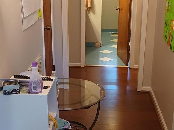 Hallway from front door looking toward bathroom