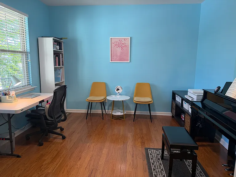 Study room (downstairs)
