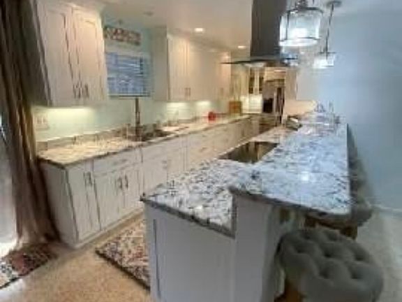 5th image of 286 S Orlando Ave