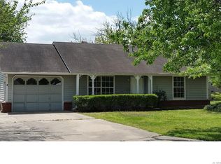 1101 9th St, Claremore, OK 74017