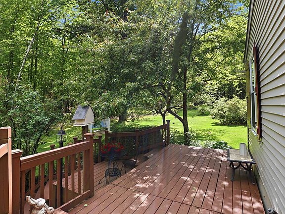 4th image of 110 Podunk Road