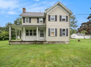 6057 Hill Rd, Swartz Creek, MI 48473