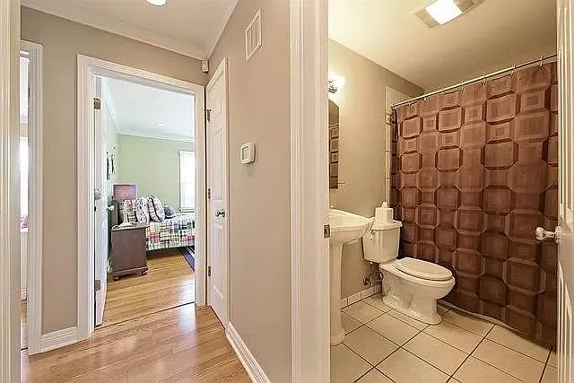 2 Tuttle Ave — Photo 12