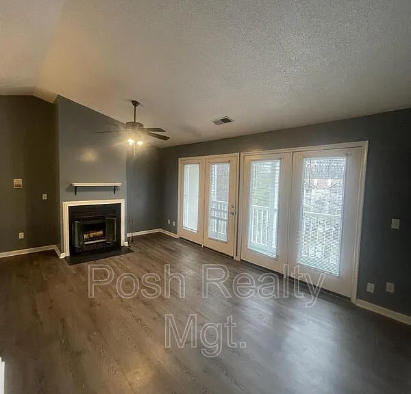 2326L W Vandalia Rd #1 — Photo 2