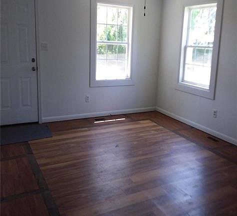 5th image of 1859 Frankie Ave