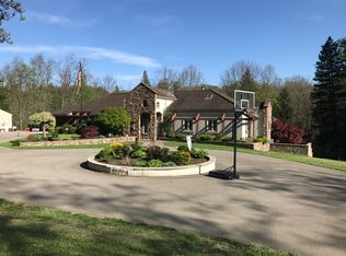 8 Olympic Cir, Coal Center, PA 15423