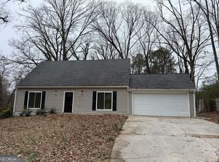 112 Fairview Dr, Stockbridge, GA 30281