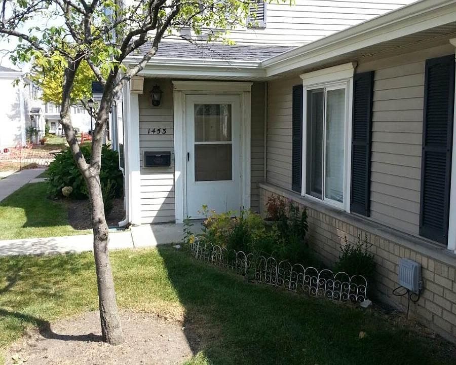 1st image of 1453 Cove Dr