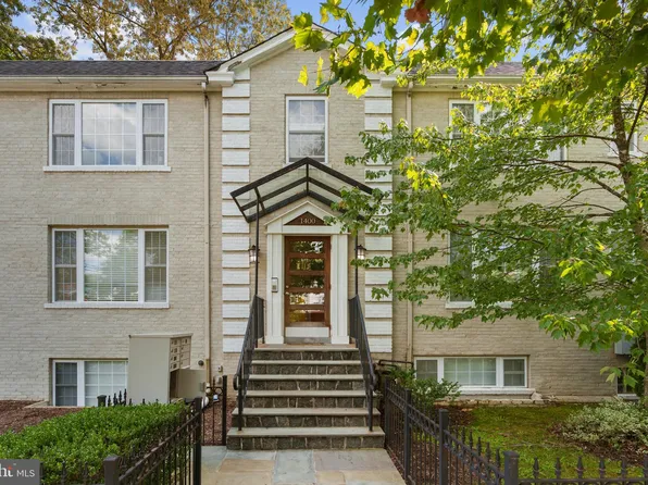 1400 Longfellow St NW APT T1, Washington, DC 20011