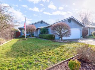 1875 Meadow Gln, Grants Pass, OR 97527