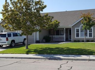 1555 Heatherwood Ln, Santa Maria, CA 93455