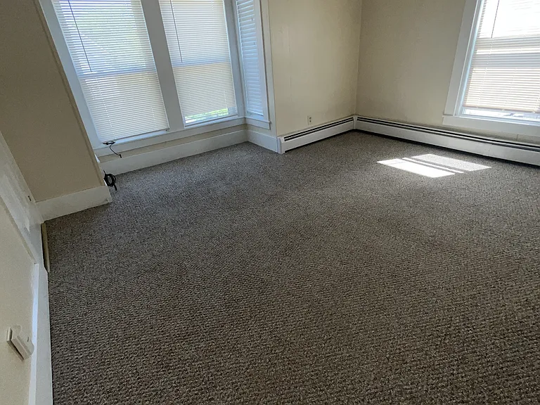 10 Ash St #2 — Photo 6