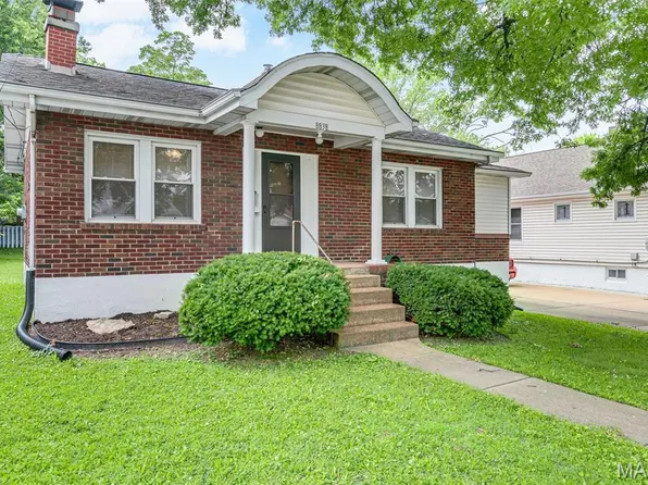 8838 Olden Ave, Saint Louis, MO 63114
