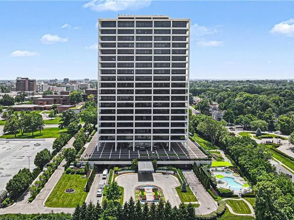 700 W 31st St Suite 1804, Kansas City, MO 64108