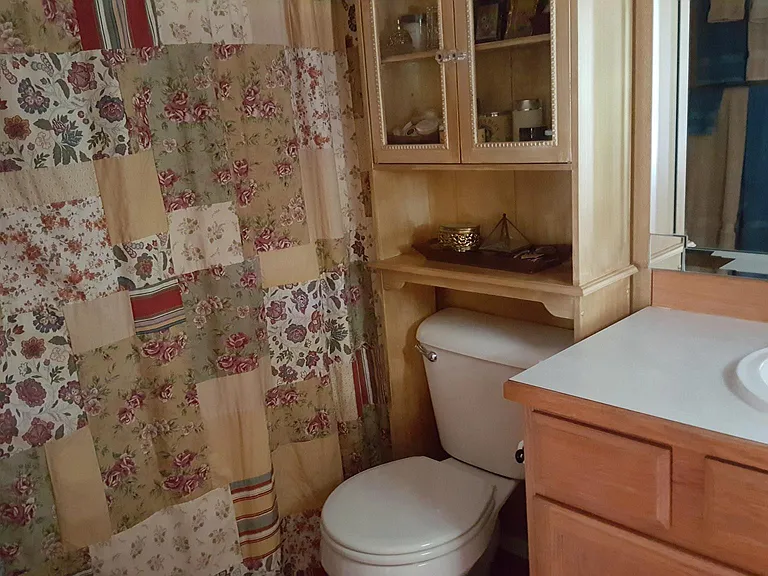 912 Alder St — Photo 6