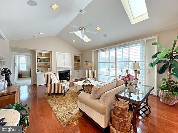 4th image of 36987 Serenity Dr