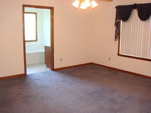 4th image of 8042 Wolff Dr